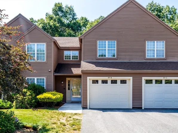 511 Ridgefield Cir #511B, Clinton, MA 01510
