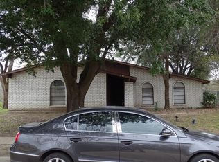 1910 Butterfield Trl, Grand Prairie, TX 75052