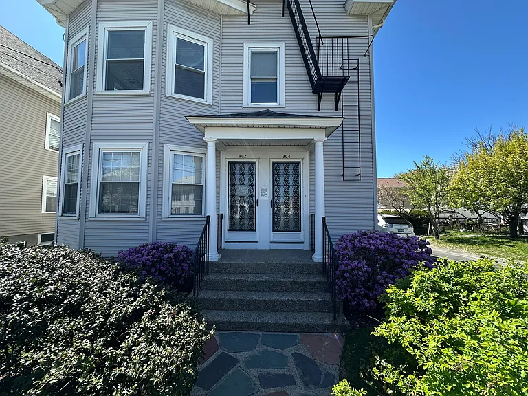 904 York Ave #1 — Photo 13