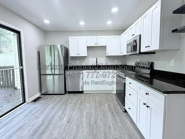 4030 Hidden Hollow Dr #A — Photo 5