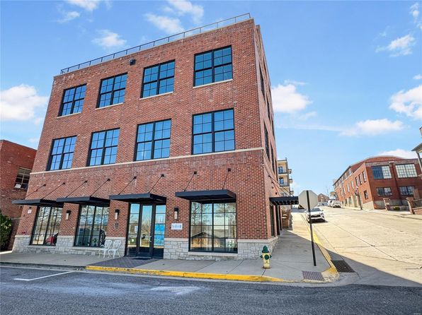 6 E Front St #6, Washington, MO 63090