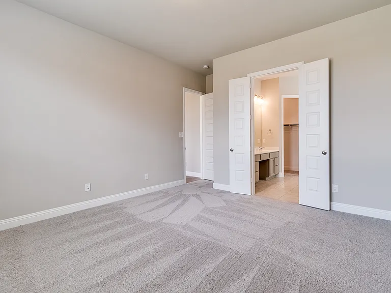 1319 Beach Blvd — Photo 17