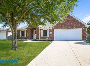 1003 Kelsey Ct, Forney, TX 75126