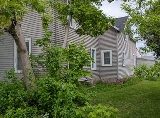 74 Beach St, Massena, NY 13662