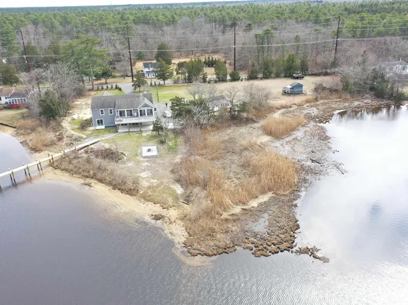 68 Riverside Dr, Port Republic, NJ 08241