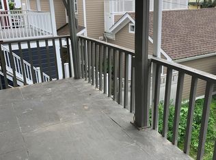 231 Robinson St, Hudson, NY 12534