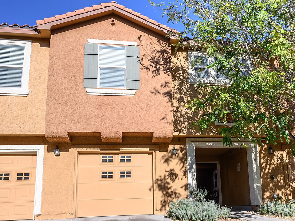 1st image of 601 Menaul Blvd NW Unit 1703