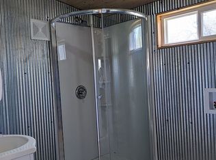 90 Boxnick Ln, London, AR 72847