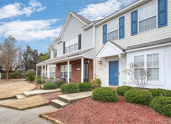 2nd image of 14938 Deshler Ct