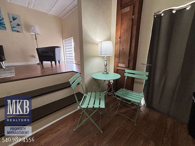 17 S College Ave — Photo 9