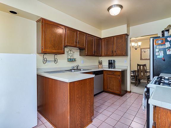 3rd image of 9153 Sutton Ct #0
