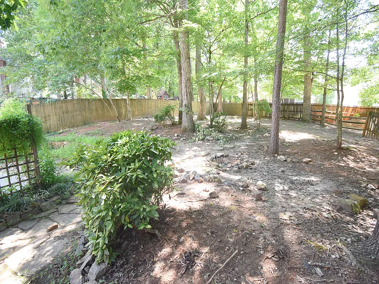 3704 Wind Ridge Pl — Photo 37