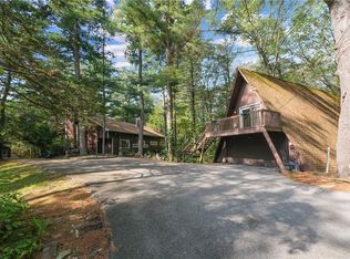 323 Masten Rd, Pleasant Valley, NY 12569