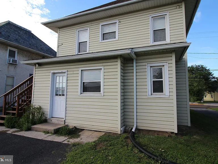 354 E Main St #A — Photo 7