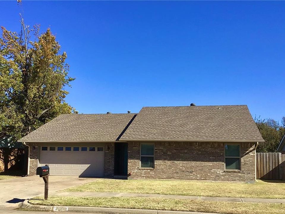 1st image of 12408 Whispering Hollow Dr