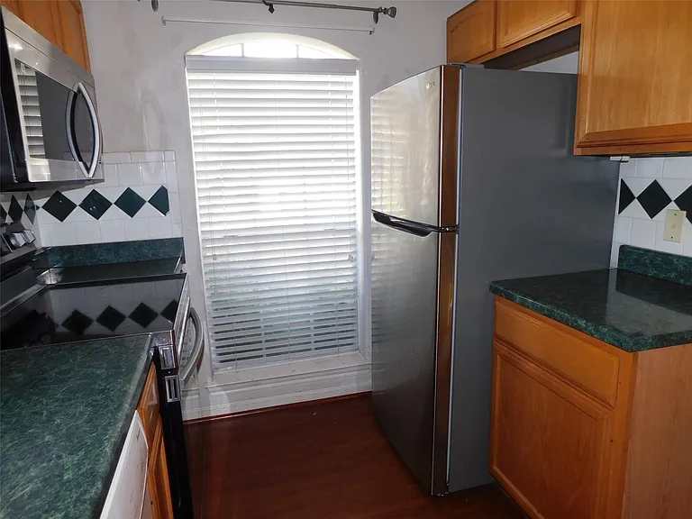 2710 Grants Lake Blvd #G3 — Photo 5