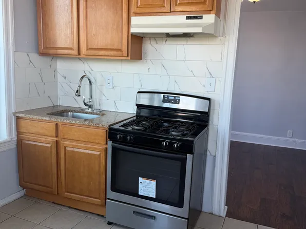 1203-1204 Broad St, Newark, NJ