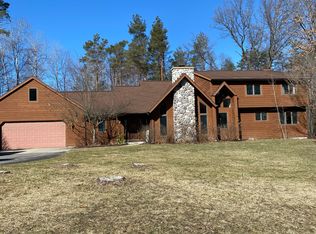 6544 Red Pine Dr, Greenville, MI 48838