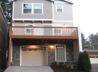 17056 Webster Rd, Gladstone, OR 97027