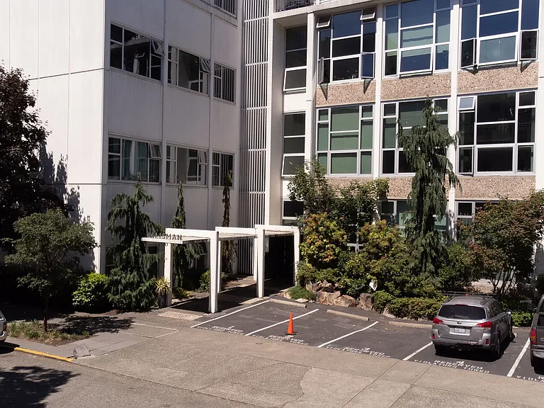 1000 Union St #110 — Photo 34