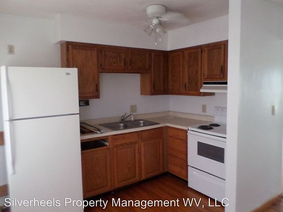 4th image of 61 Palmer Dr APT 106