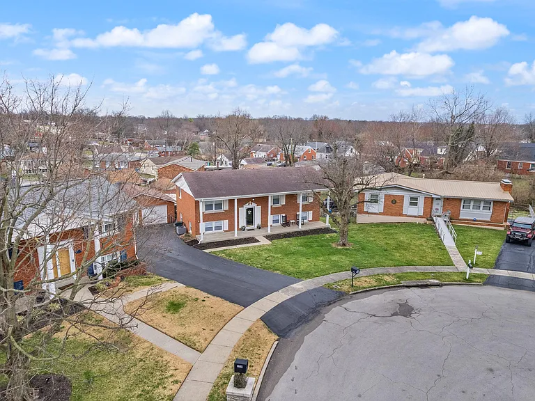 1706 Cameron Ct — Photo 64