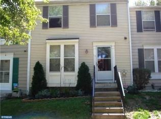10 S Hill Dr, Trenton, NJ 08610