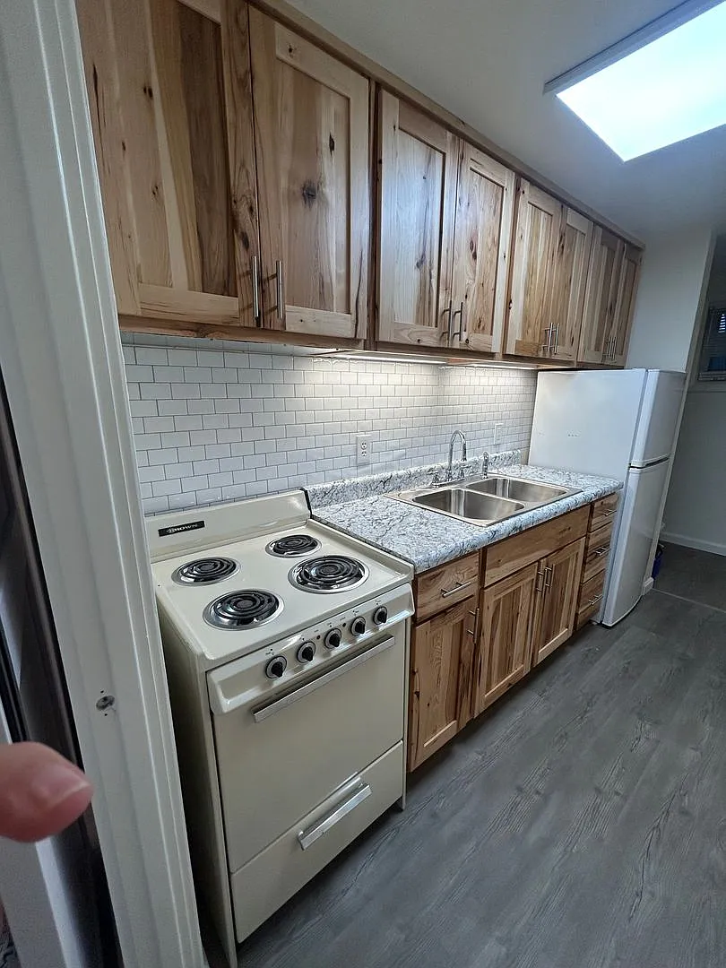 1 bedroom, 1 bathroom Apartment — Photo 3