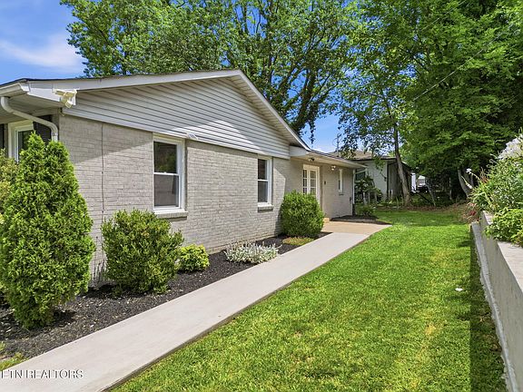5th image of 604 Weldon Dr