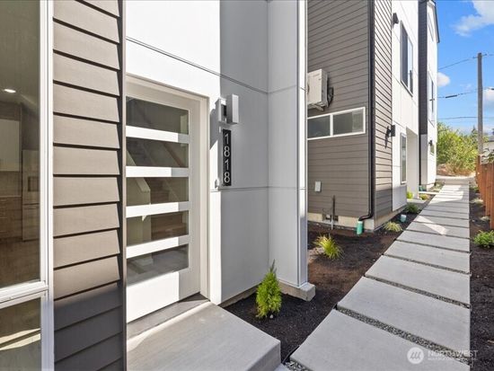 1818 24th Avenue S, Seattle, WA 98144
