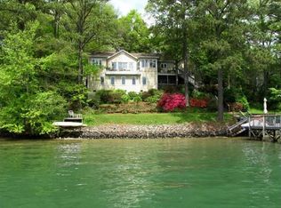 3033 Point Clear Dr, Tega Cay, SC 29708