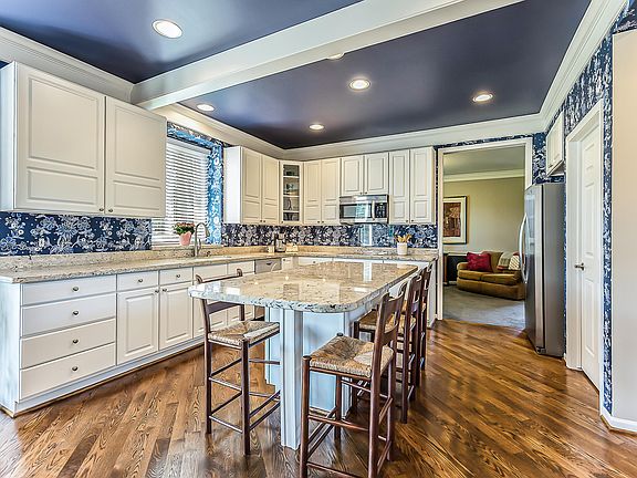 4th image of 24514 Nantucket Dr