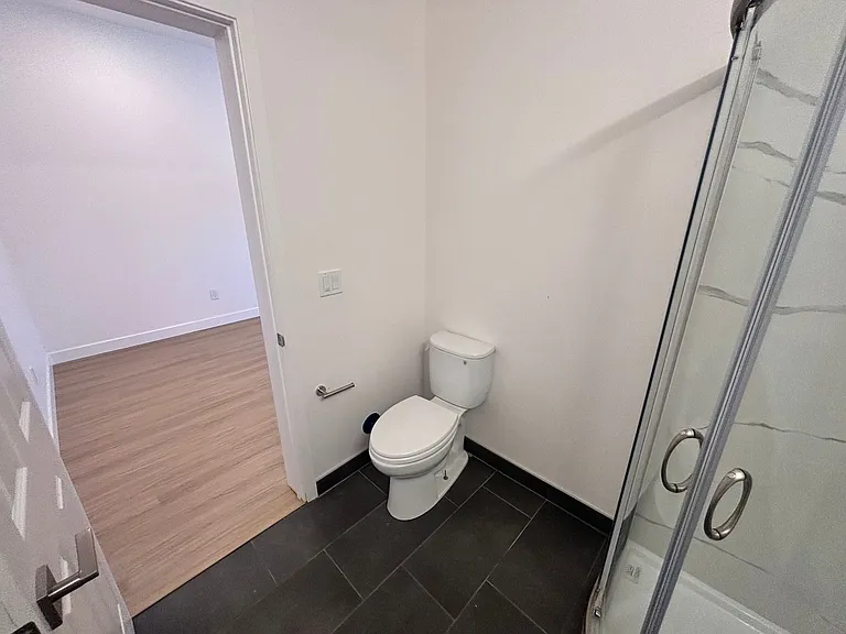 630 Harbour Way — Photo 19