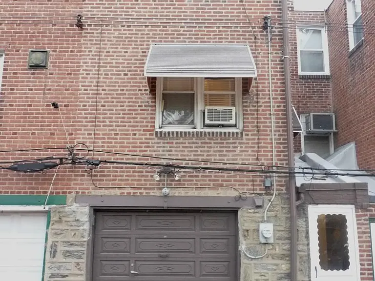 2724 Unruh Ave #2 — Photo 11