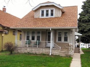 3334 S 9th St, Milwaukee, WI 53215