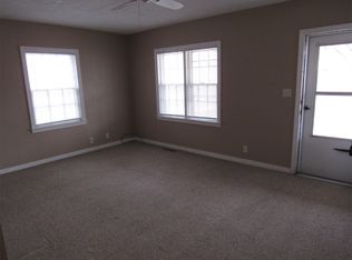 1404 S 9th St, Salina, KS 67401