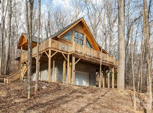 416 Whiteside Trl, Hendersonville, NC 28792