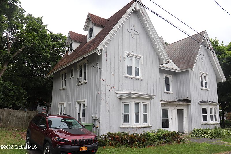 3rd image of 38 Johnston Avenue