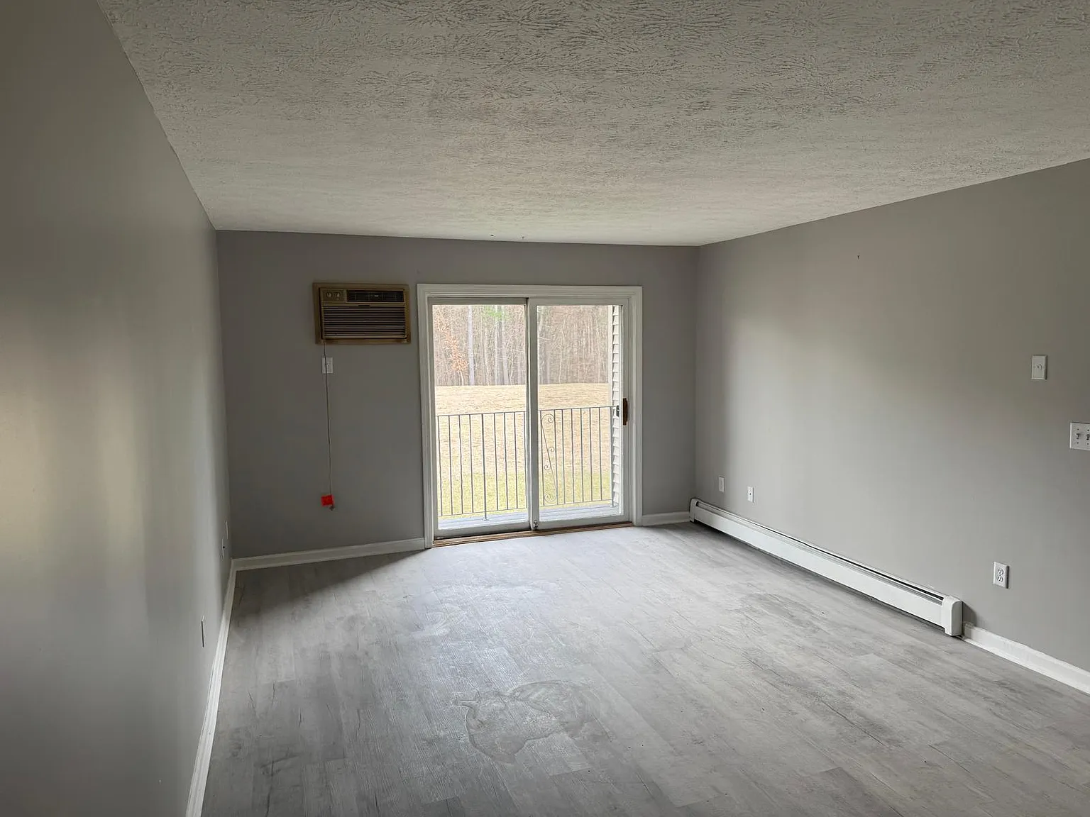 2 bed, 983 sqft, $2,195 — Photo 4