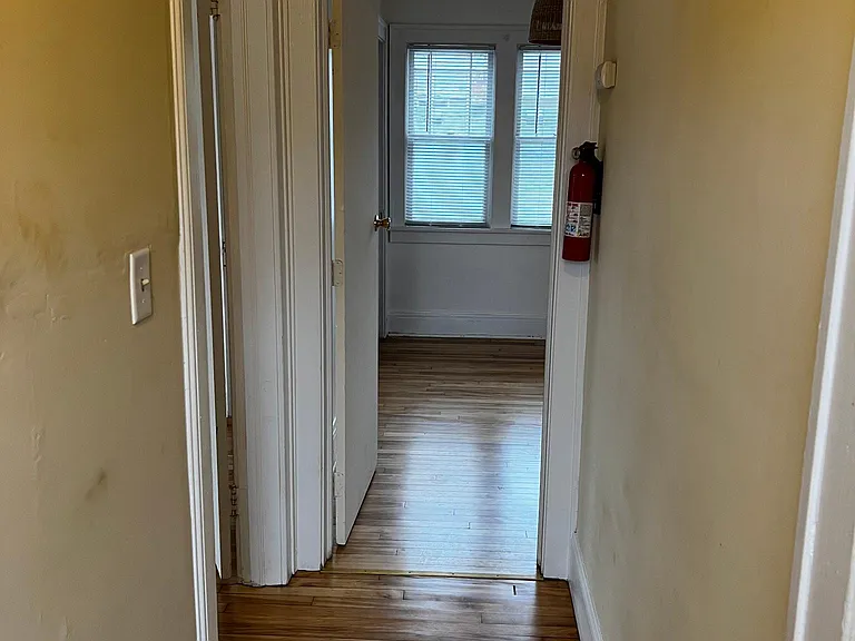 1334 Lafond Ave — Photo 18