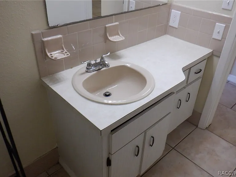7234 Cherry Laurel Dr — Photo 7