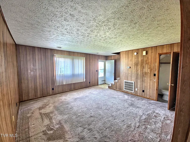 549 N Holston River Dr #A — Photo 8