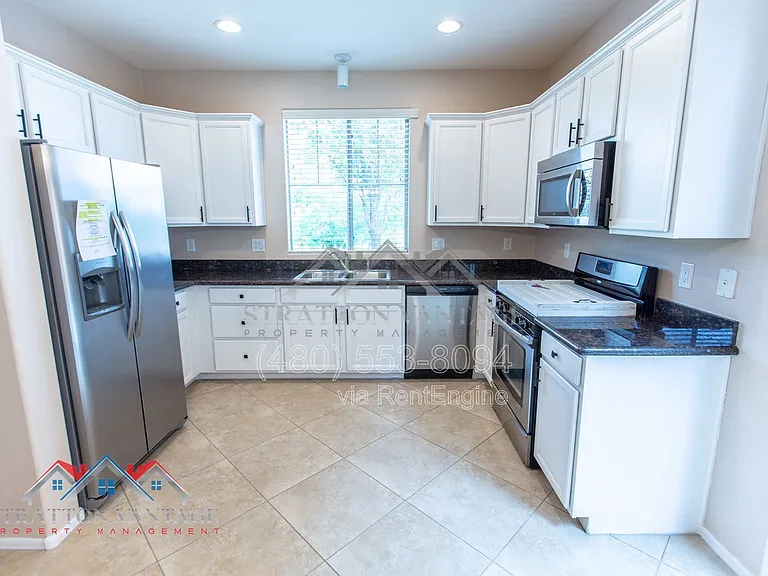 2728 E Megan St — Photo 6