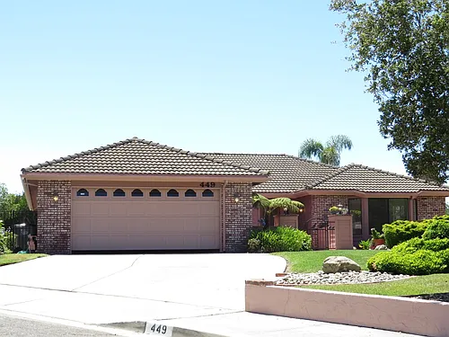 449 Mercedes Ln Photo 1