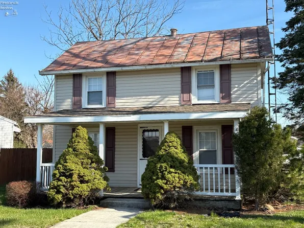 206 W Euclid St, Green Springs, OH 44836
