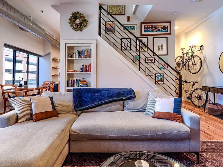 70 W 6th Ave #207 — Photo 3