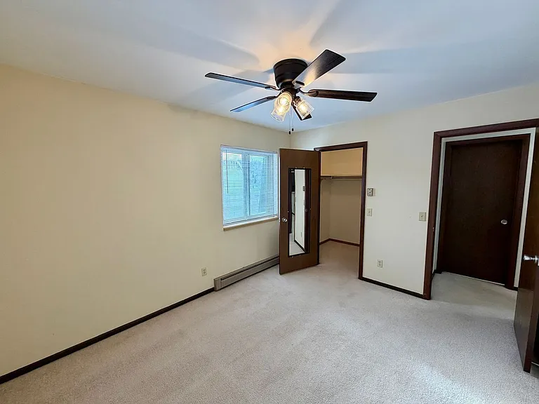 1600 Sawyer Dr — Photo 11