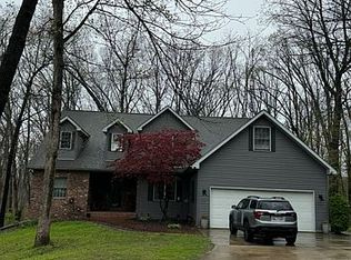 2251 E 1425 North Rd, Shelbyville, IL 62565