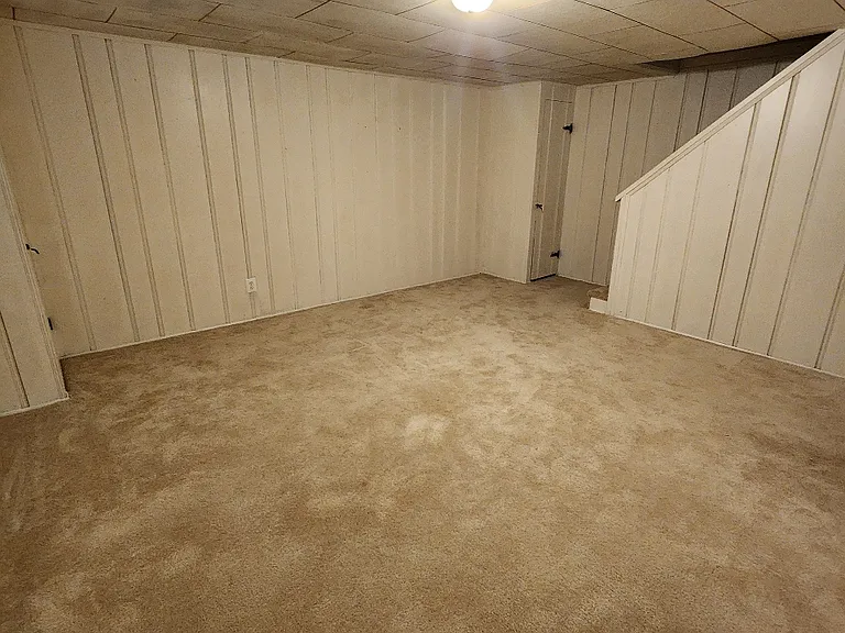 33 Darrow Dr — Photo 13