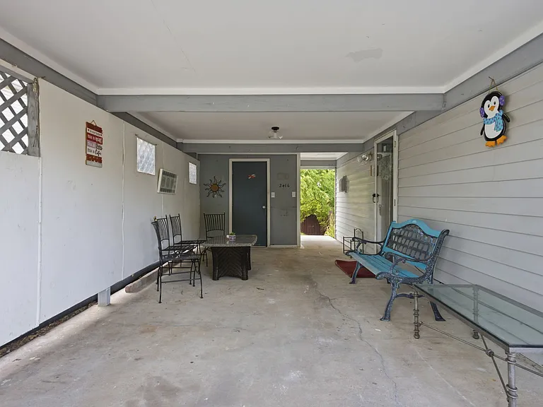 2416 Ridgecrest Dr — Photo 24